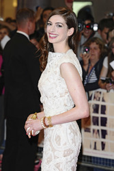 Anne Hathaway