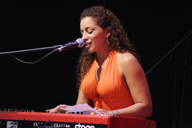 Nadja Benaissa (No Angels)