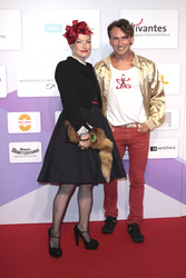 Enie van de Meiklokjes mit Begleitung