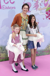 Martina Gedeck mit Paula und Stella