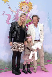 Florian Langenscheidt mit Lebensgefährtin Miriam Friedrich und Tochter Charlotte