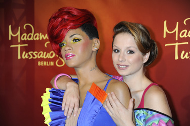 Rihanna Wachsfigur, Senta-Sofia Delliponti