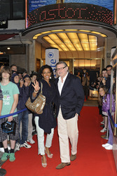 Dennenesch Zoudé, Carlo Rola