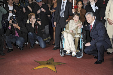 Luise Rainer, Klaus Wowereit