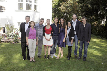 Ronald Nitschke, Gitta Schweighöfer, Laura Osswald, David Rott, Alissa Jung mit dem Film-Stab