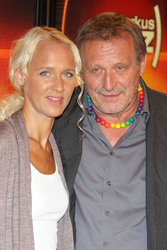 Konstantin Wecker mit Ehefrau Annik
