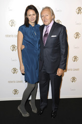 Harold Tillman mit Begleitung