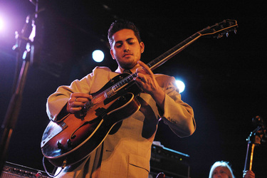 Kitty, Daisy & Lewis