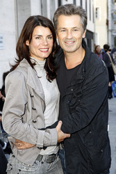 Nicola Tiggeler, Timothy Peach