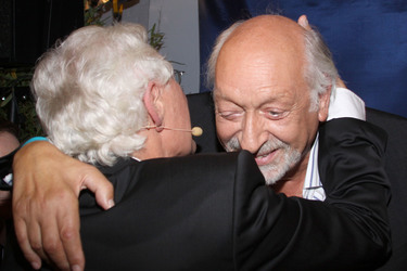 Carlo von Tiedemann, Karl Dall