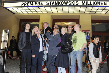 Frederick Lau, Franziska Meyer Price, Jörg Schüttauf, Christian Kahrmann, Wolfgang Stumph, Floriane Daniel, Johannes Betz, Thomas Brussig