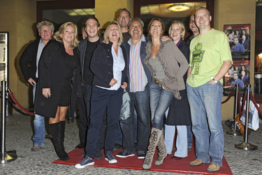 Jörg Schüttauf, Petra Kleinert, Frederick Lau, Franziska Meyer Price, Christian Kahrmann, Wolfgang Stumph, Gerit Kling, Floriane Daniel, Johannes Betz, Thomas Brussig