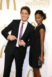 Matze Knop, Sara Nuru