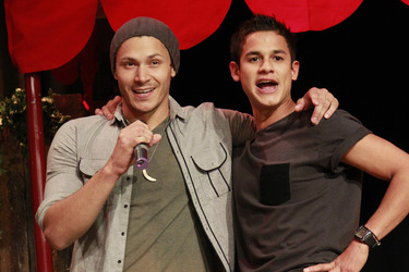 Alex Meraz, Bronson Pelletier