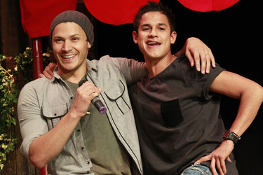 Alex Meraz, Bronson Pelletier