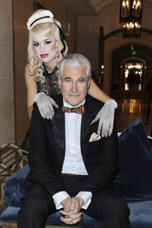 Sky du Mont, Djalenga Scott