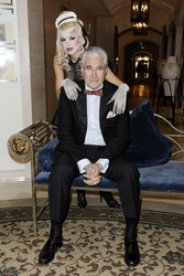 Sky du Mont, Djalenga Scott