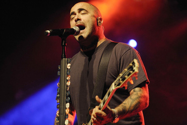 Aaron Lewis (Staind)