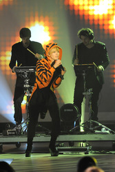 Alina Süggeler (Frida Gold)