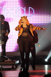 Alina Süggeler (Frida Gold)