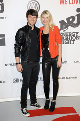 Daniel Grunenberg, Carolin Niemczyk (Glasperlenspiel)