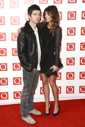 Noel Gallagher (Oasis) mit Freundin Sarah MacDonald