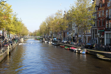 Oudezijds Voorburgwal