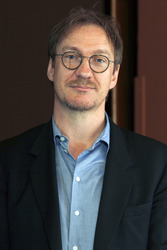 David Thewlis