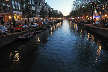 Oudezijds Voorburgwal