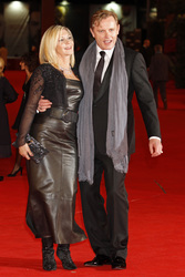 Olivia Newton-John, Stephan Elliott