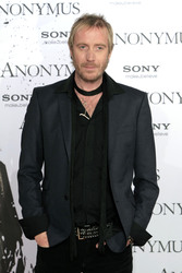 Rhys Ifans