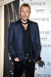 Rhys Ifans