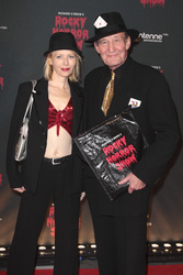 Michael Mendl mit Begleitung