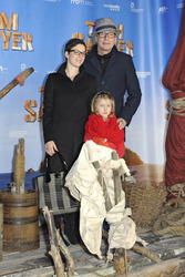 Leander Haußmann mit Annika Kuhl und Tochter Kunikunde