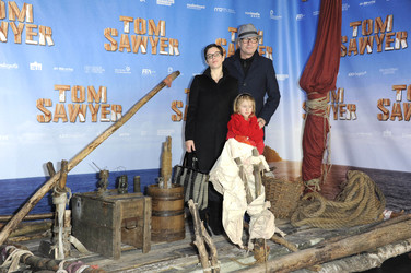 Leander Haußmann mit Annika Kuhl und Tochter Kunikunde