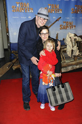 Leander Haußmann mit Annika Kuhl und Tochter Kunikunde