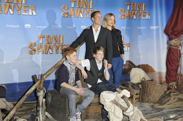 Leon Seidel, Benno Fürmann, Louis Hofmann, Heike Makatsch