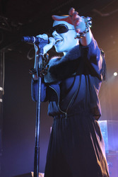 Alina Süggeler (Frida Gold)