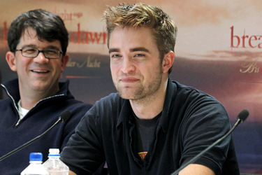 Wyck Godfrey, Robert Pattinson