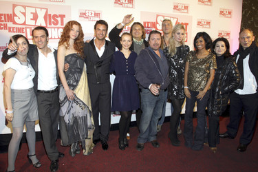 Anna Thalbach, Marleen Lohse, Stephan Luca, Janin Reinhardt, Armin Rohde, Stefan Kretzschmar, Collien Ulmen-Fernandes, Hannelore Elsner und Premieregäste