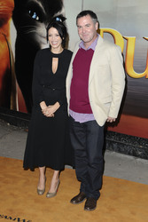 Latifa Ouaou, Chris Miller