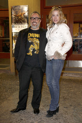 Alex de la Iglesia, Carolina Bang