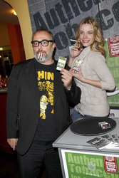 Alex de la Iglesia, Carolina Bang