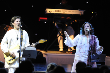 Paddy Kelly, Kathy Kelly (Kelly Family)