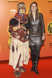 Fuhti Mhlongo, Sarah Wiener