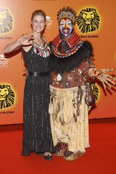 Rhea Harder, Fuhti Mhlongo