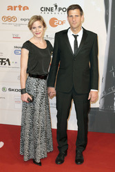 Anders Thomas Jensen mit Partnerin