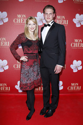 Natalie Alison mit Begleitung