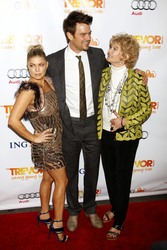 Fergie (The Black Eyed Peas), Josh Duhamel mit Mutter Bonny Duhamel