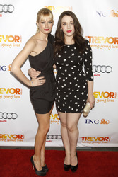 Beth Behrs, Kat Dennings